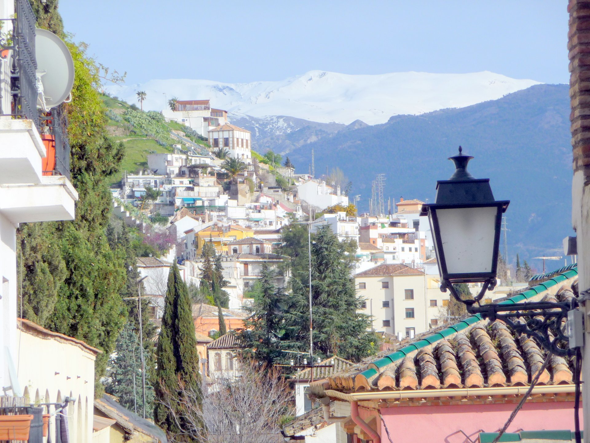 Casas del Realejo y Sierra Nevada